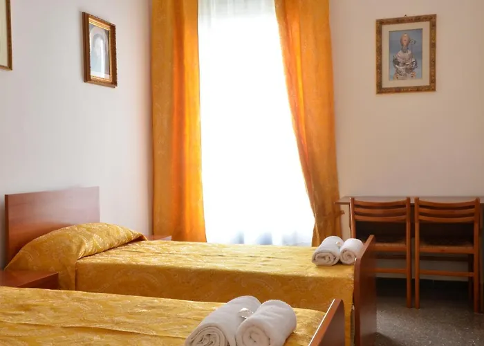 Dom Polski Jana Pawla Ii - Casa Per Ferie Rome