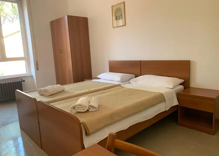 Dom Polski Jana Pawla Ii - Casa Per Ferie * Rome