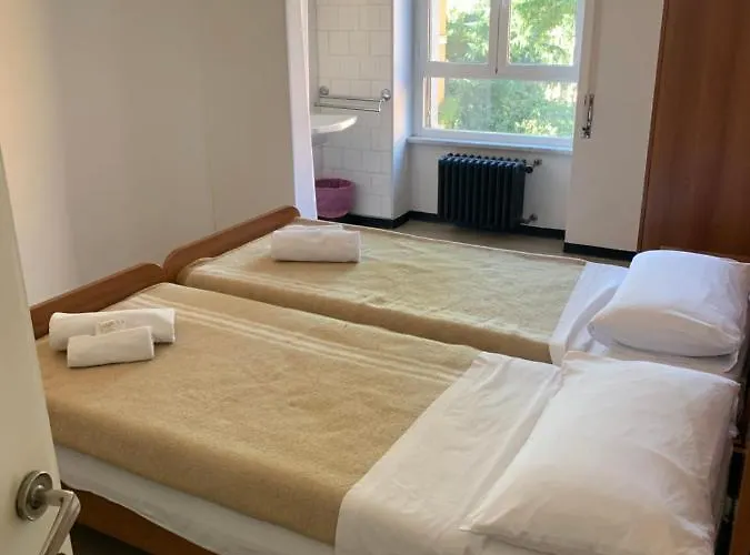 Dom Polski Jana Pawla Ii - Casa Per Ferie Rome