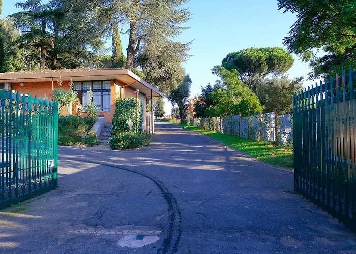 Dom Polski Jana Pawla Ii - Casa Per Ferie *