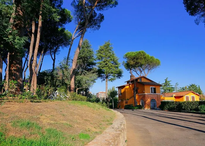 Dom Polski Jana Pawla Ii - Casa Per Ferie Guest house Rome