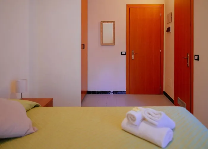 Dom Polski Jana Pawla Ii - Casa Per Ferie * Rome
